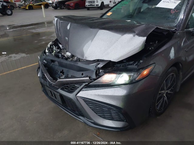 4T1G11AK4NU667568 Toyota CAMRY SE