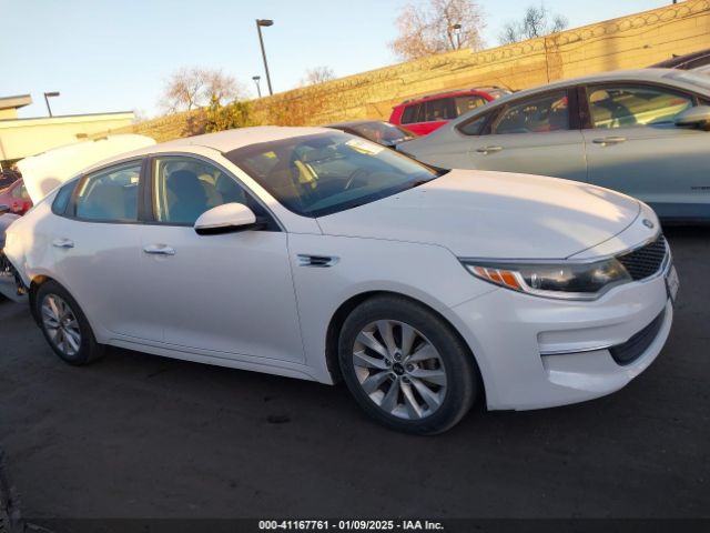 5XXGT4L30GG045001 KIA Optima Lx
