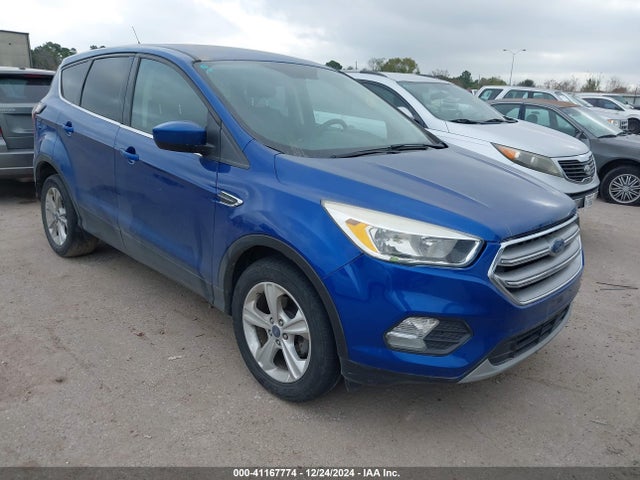 Ford ESCAPE SE 2017 1FMCU0GD1HUC00797 Image 1