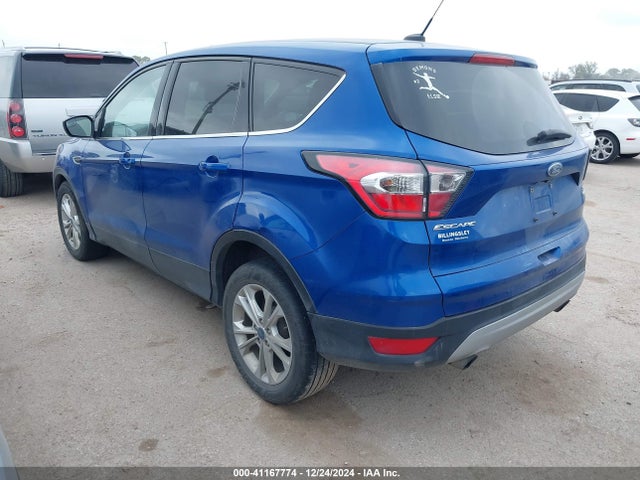 Ford ESCAPE SE 2017 1FMCU0GD1HUC00797 Image 3