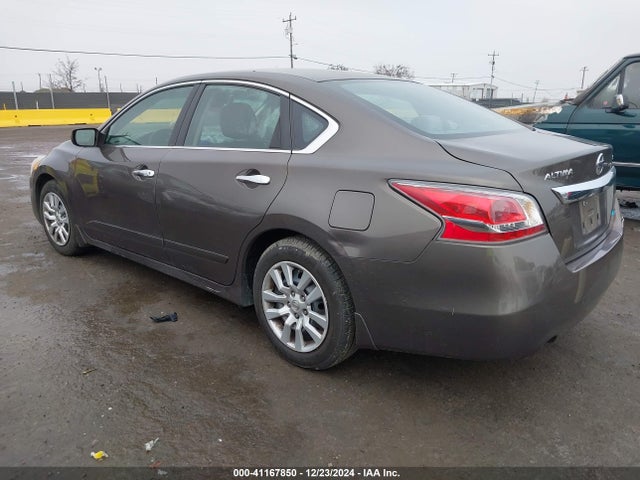 Nissan Altima 2.5 S 2014 1N4AL3AP8EN348945 Image 3