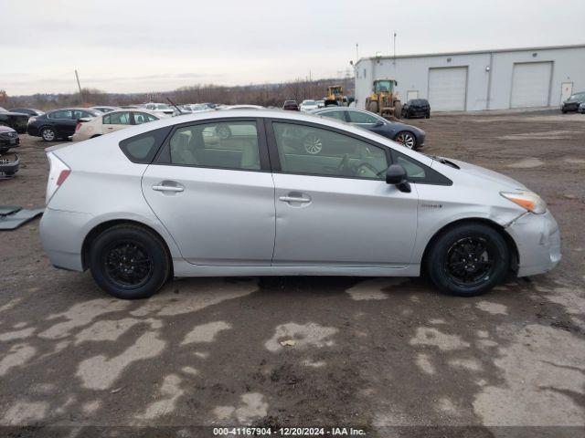 JTDKN3DU3E1820082 Toyota Prius