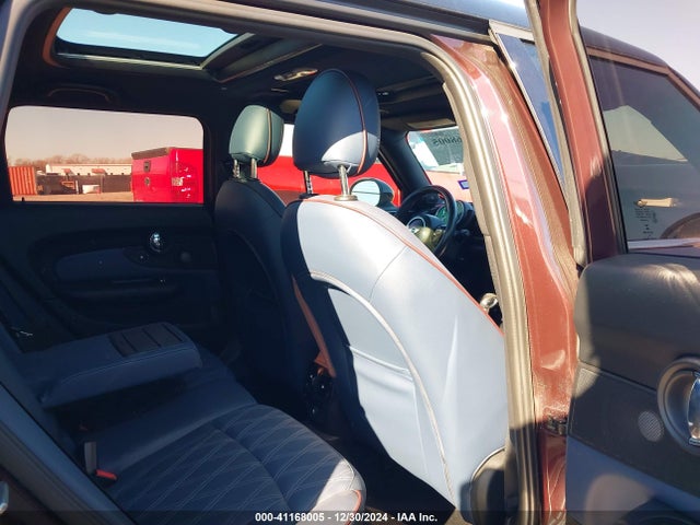 2016 MINI CLUBMAN WMWLN5C53G2B28248 Photo 7