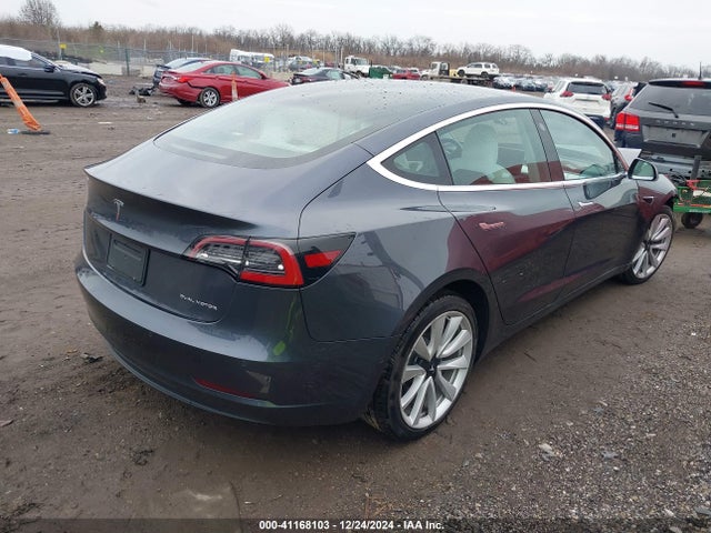 2019 TESLA MODEL 3 5YJ3E1EB9KF192697 Photo 3