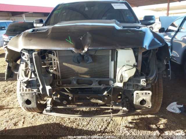 1C6RREJT2KN771639 RAM 1500 Laramie  4x2 5'7 Box
