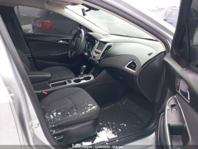 1G1BC5SM8J7137590 Chevrolet Cruze Ls Auto