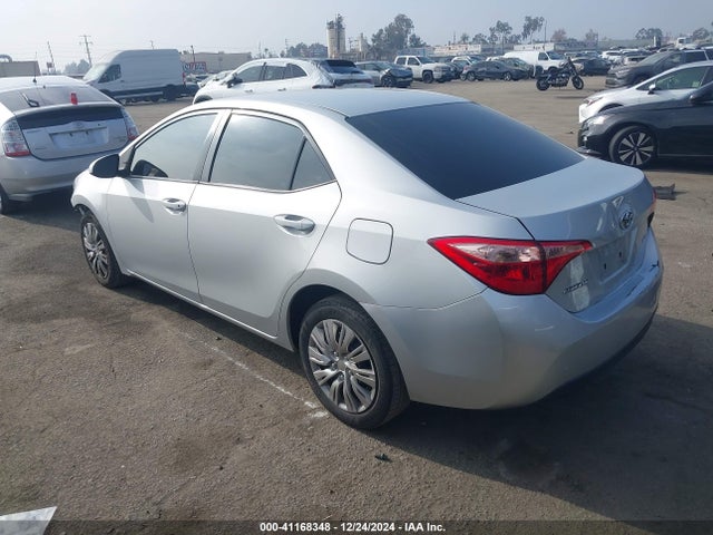Toyota COROLLA LE 2019 2T1BURHE8KC226104 Image 3