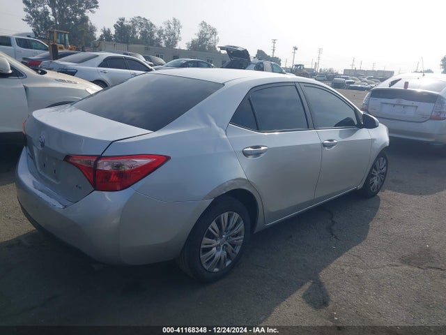 Toyota COROLLA LE 2019 2T1BURHE8KC226104 Image 4