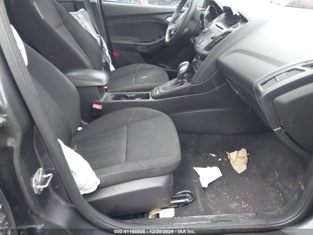 Ford FOCUS SE 2016 1FADP3K2XGL217633 Image 5