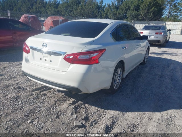 Nissan Altima 2.5 S 2017 1N4AL3AP7HN340548 Image 4