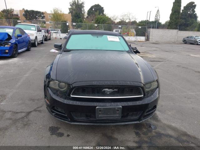 1ZVBP8AM3E5333207 Ford Mustang V6