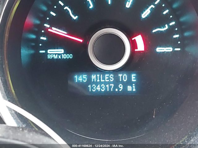 1ZVBP8AM3E5333207 Ford Mustang V6