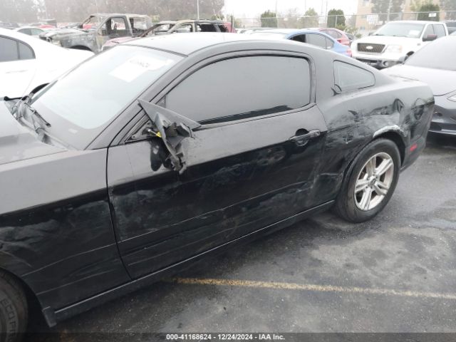 1ZVBP8AM3E5333207 Ford Mustang V6