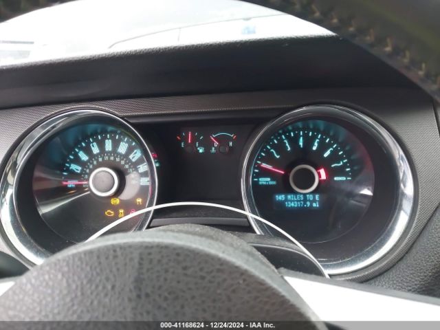 1ZVBP8AM3E5333207 Ford Mustang V6