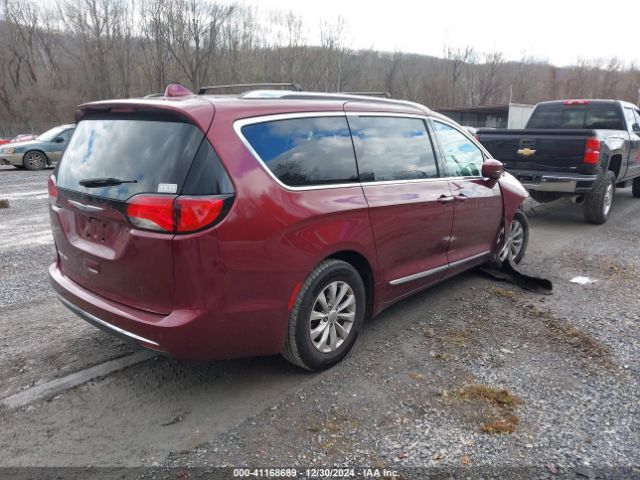 2019 CHRYSLER PACIFICA 2C4RC1BG4KR650828 Photo 3