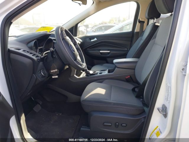 1FMCU0GD3HUD42424 Ford ESCAPE SE