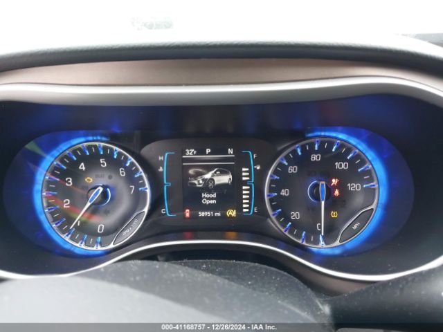 2C4RC1DG1HR730013 Chrysler Pacifica Touring