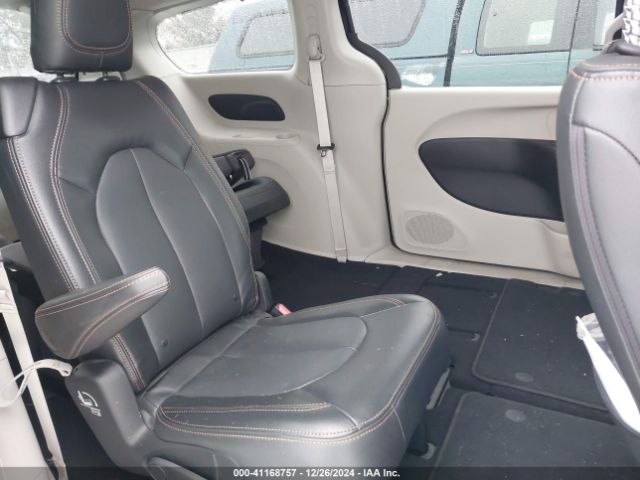 2C4RC1DG1HR730013 Chrysler Pacifica Touring
