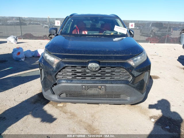 Toyota RAV4 LE 2019 JTMH1RFV2KJ009531 Image 12