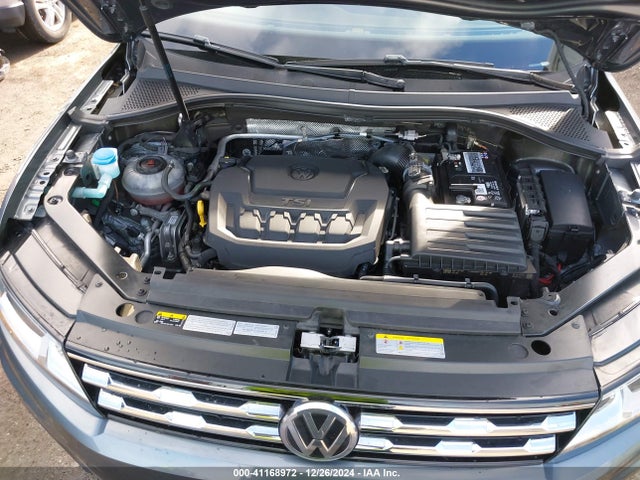3VV2B7AXXMM047970 Volkswagen Tiguan 2.0t Se/2.0t Se R-line Black/2.0t Sel