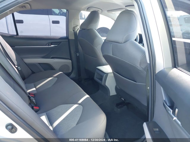 Toyota CAMRY LE 2022 4T1C11AK1NU641220 Image 8