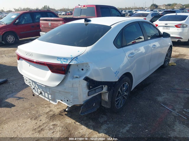 3KPF24ADXRE809362 KIA Forte Lxs