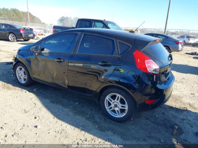 3FADP4EJ3JM114858 Ford FIESTA SE