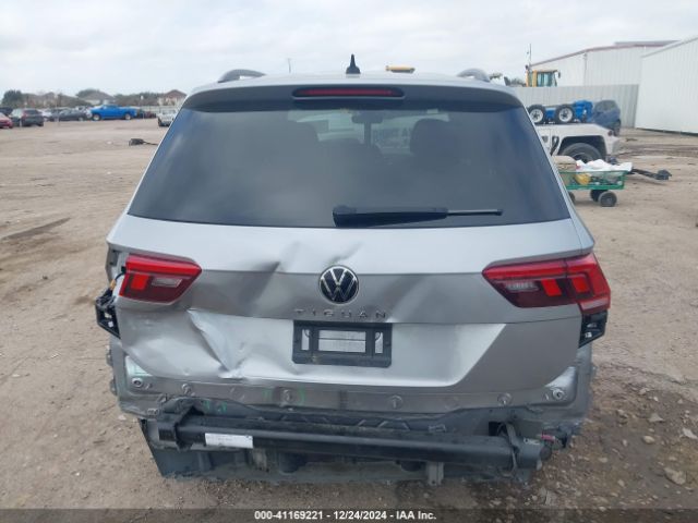 3VVRB7AX8PM064754 Volkswagen Tiguan 2.0t S