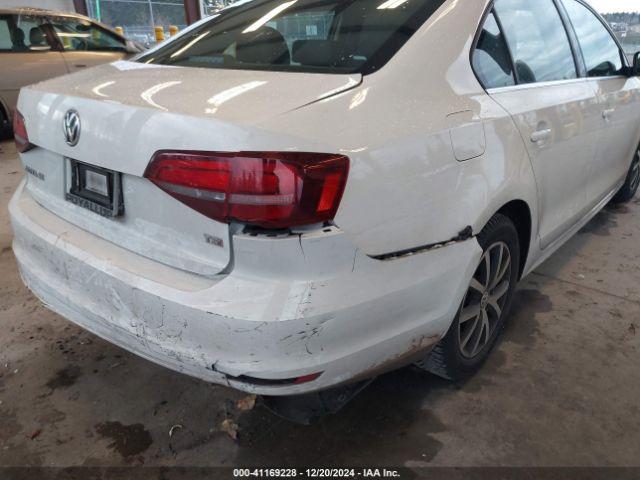3VWDB7AJ0HM305662 Volkswagen Jetta 1.4t Se