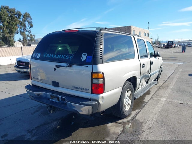 2004 CHEVROLET SUBURBAN 3GNFK16T74G183482 Photo 3