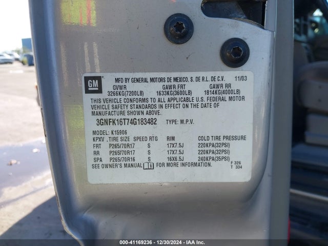 2004 CHEVROLET SUBURBAN 3GNFK16T74G183482 Photo 8