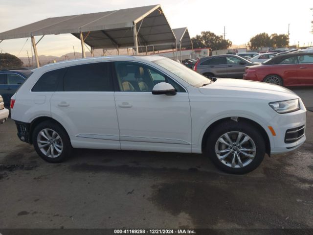 WA1AHAF78KD019280 Audi Q7 45 Premium