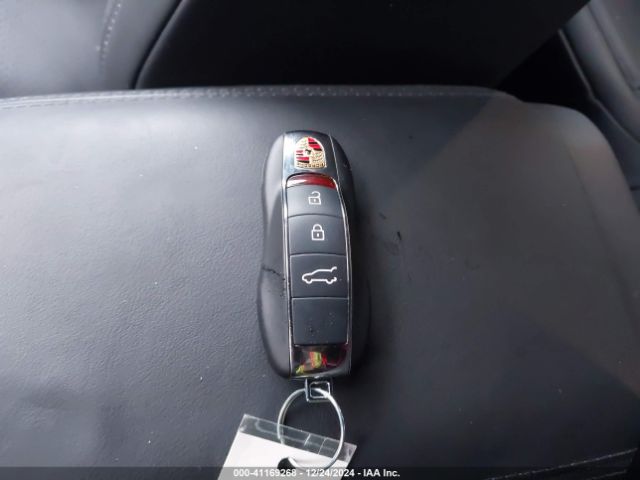 WP1AA2A56RLB10620 Porsche Macan T