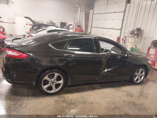 3FA6P0H93FR171381 Ford FUSION SE