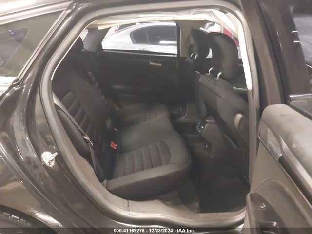 3FA6P0H93FR171381 Ford FUSION SE