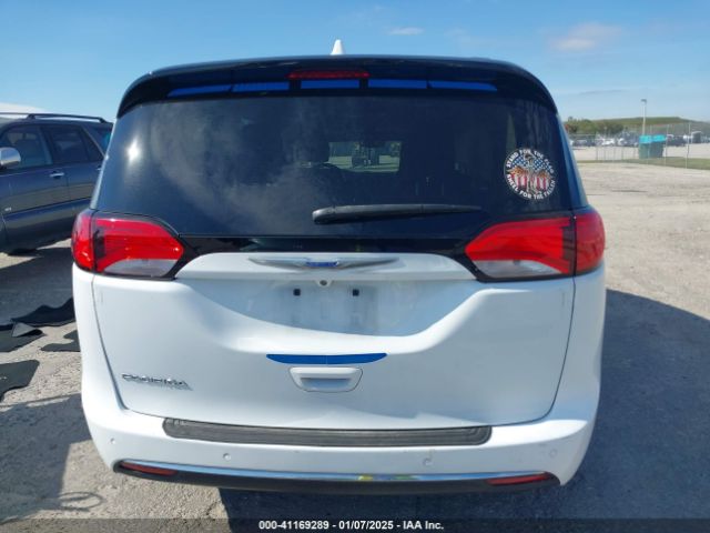 2C4RC1BGXJR204505 Chrysler Pacifica Touring L
