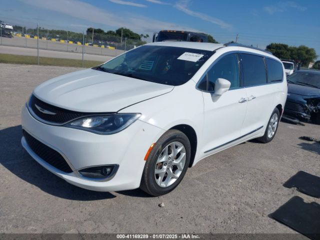 2C4RC1BGXJR204505 Chrysler Pacifica Touring L