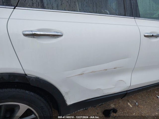 5XYPH4A55KG500564 KIA Sorento 3.3l Ex