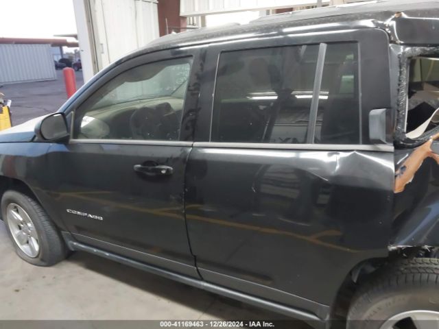 1C4NJCBA7FD284836 Jeep Compass Sport