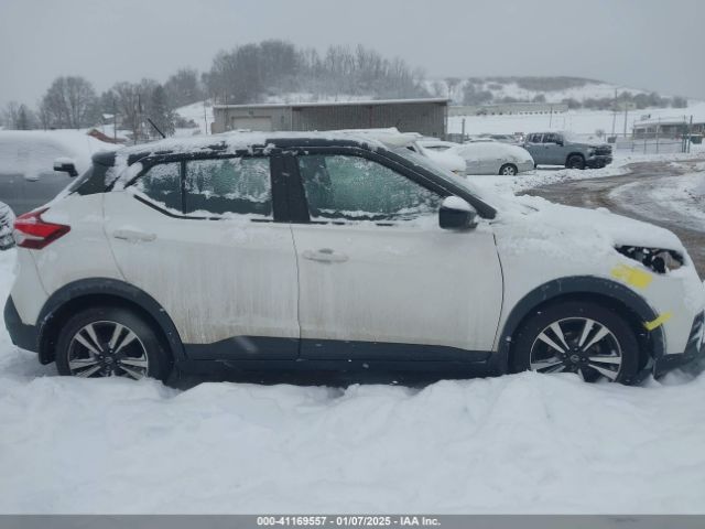 3N1CP5CU8KL506883 Nissan KICKS SV
