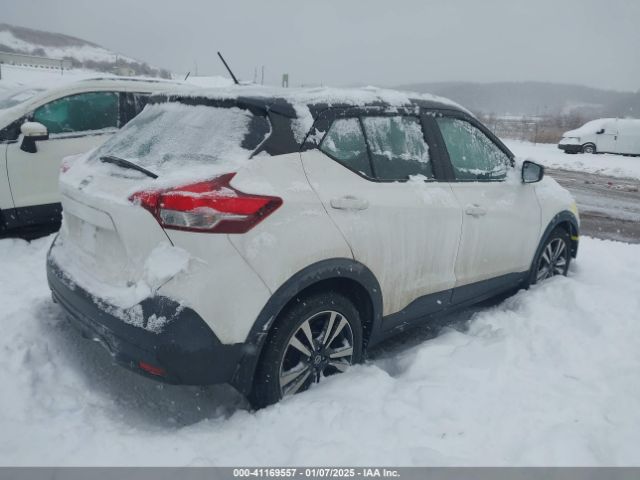 3N1CP5CU8KL506883 Nissan KICKS SV