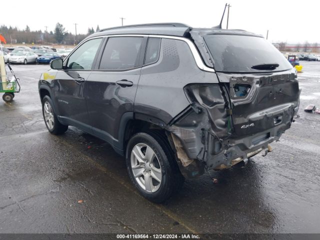 3C4NJDBB3NT211986 Jeep Compass Latitude 4x4