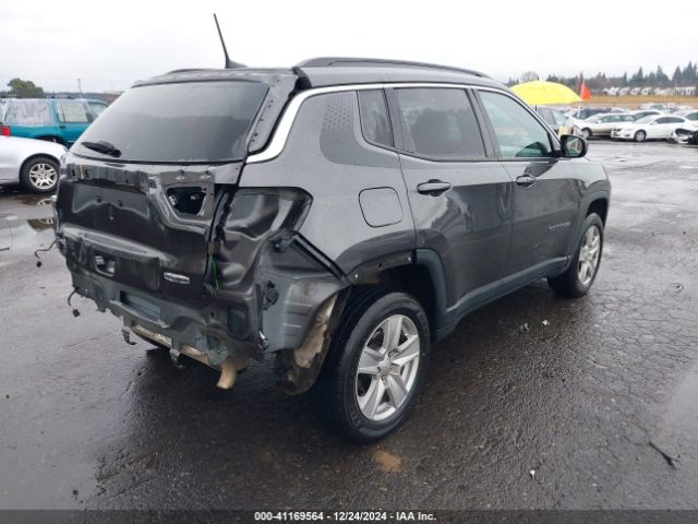 3C4NJDBB3NT211986 Jeep Compass Latitude 4x4