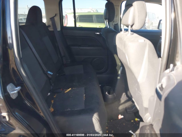 1C4NJRBB3HD197000 Jeep Patriot Sport 4x4