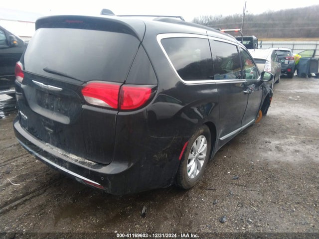 Chrysler Pacifica Touring-l 2017 2C4RC1BG0HR821731 Image 4