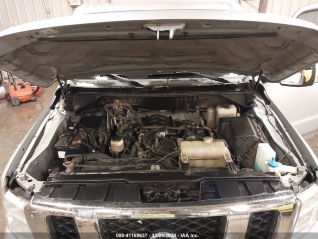 5BZAF0AA0HN850557 Nissan Nv Passenger Nv3500 Hd Sl V8