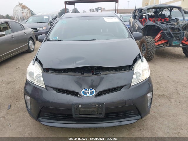 JTDKN3DUXE0372056 Toyota Prius