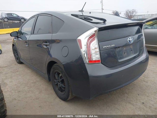 JTDKN3DUXE0372056 Toyota Prius