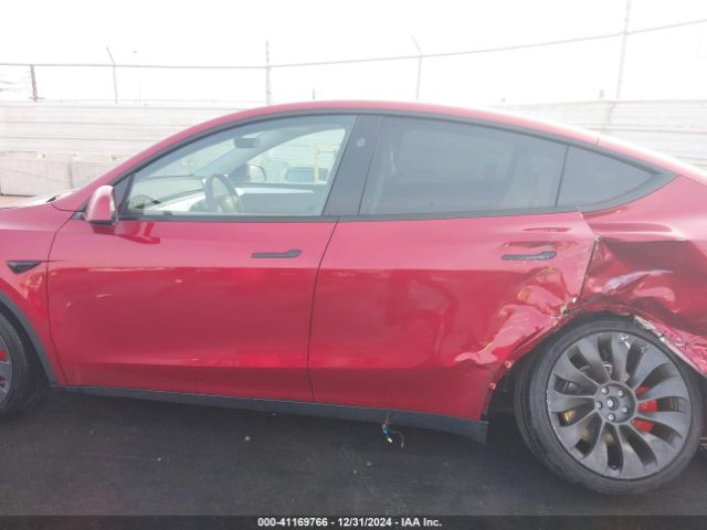 7SAYGDEF0RF072627 Tesla Model Y Performance Dual Motor All-wheel Drive