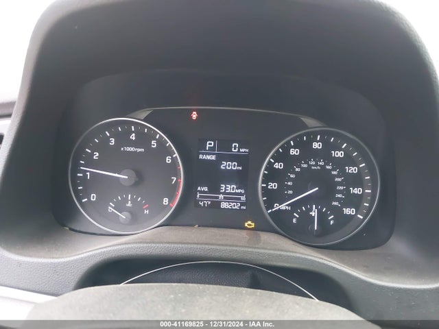 5NPD84LF7HH147674 Hyundai ELANTRA SE